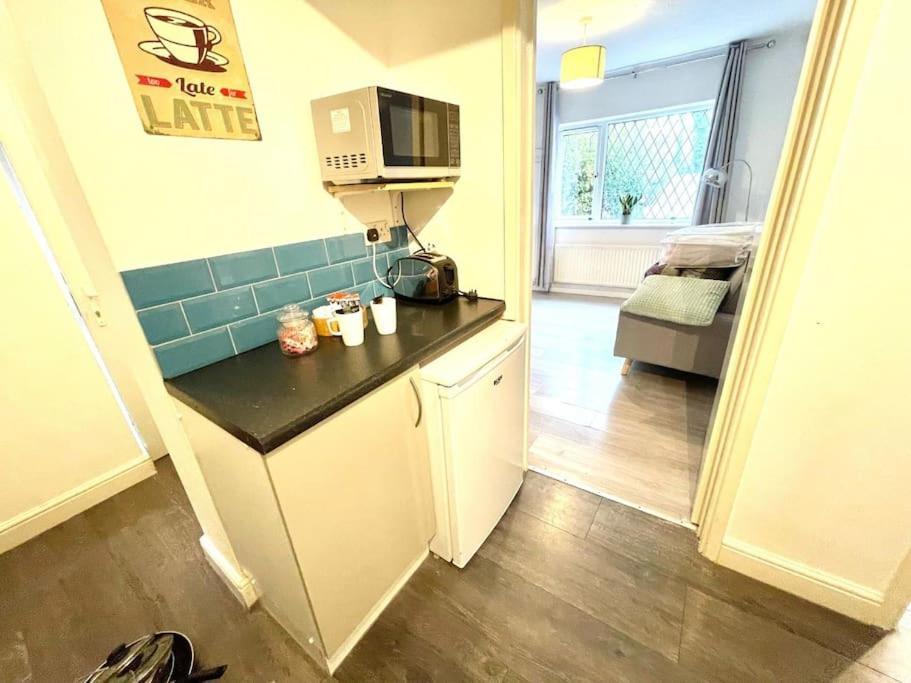 Serene And Cozy 1-Bedroom House With Parking CBG Exterior photo