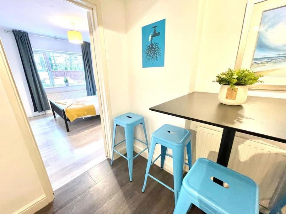 Serene And Cozy 1-Bedroom House With Parking CBG Exterior photo